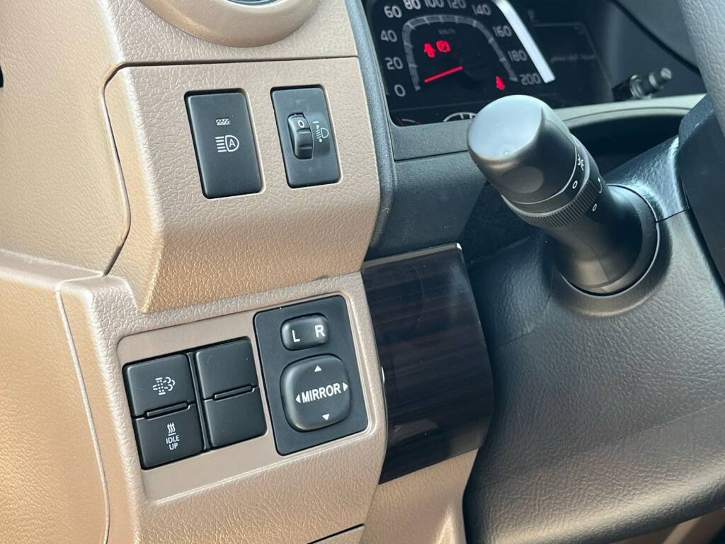TOYOTA LC71 2.8L DSL A/T – FULL 2025 – BEIGE
