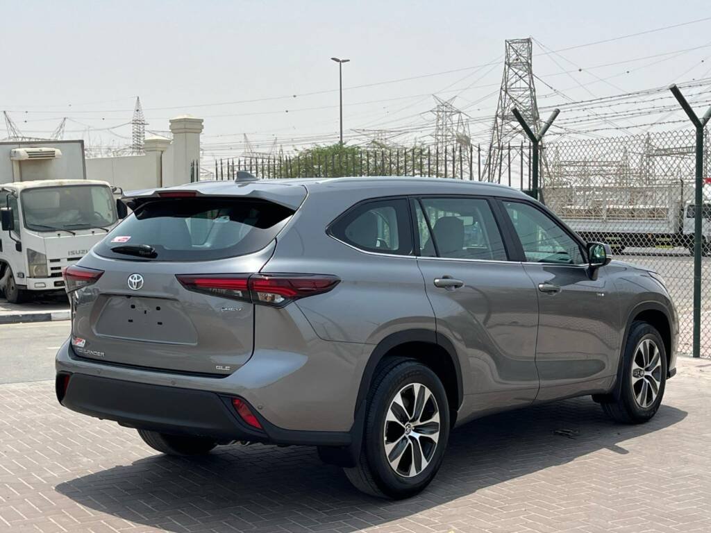 TOYOTA HIGHLANDER GLE HEV 2025 GRAY