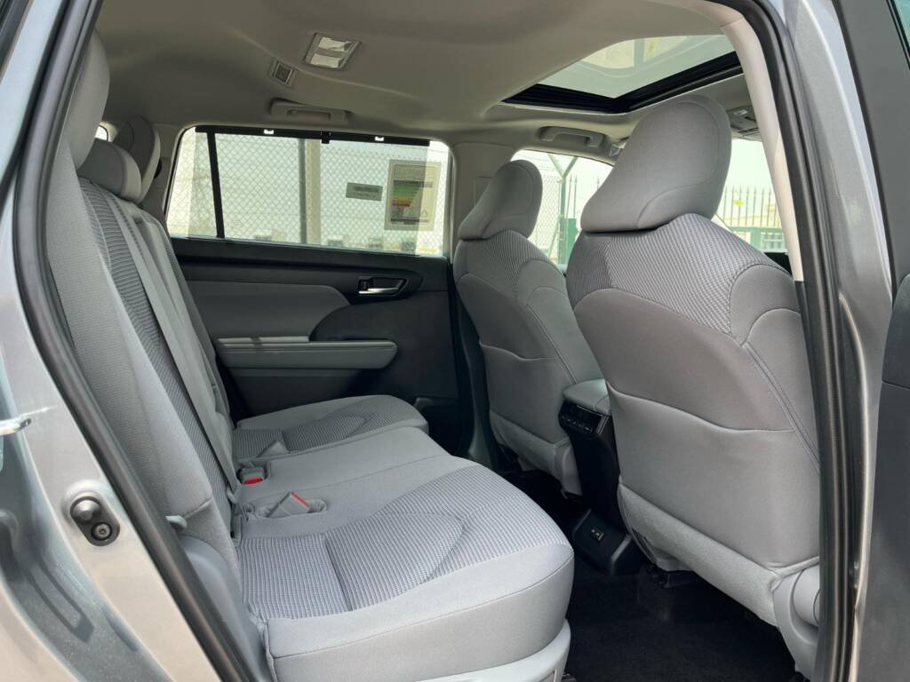 TOYOTA HIGHLANDER GLE HEV 2025 GRAY