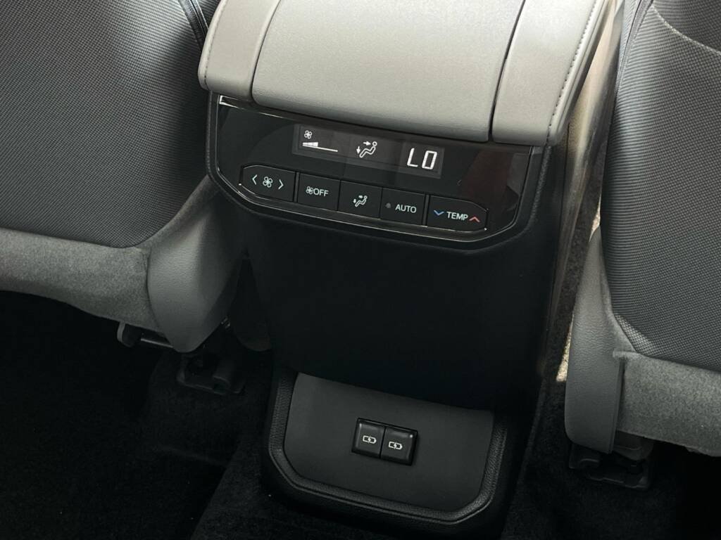 TOYOTA HIGHLANDER GLE HEV 2025 GRAY