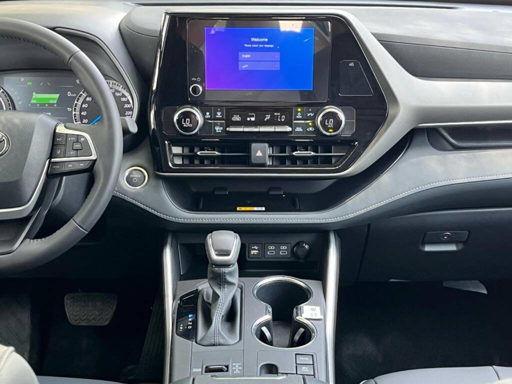 TOYOTA HIGHLANDER GLE BLACK EDITION