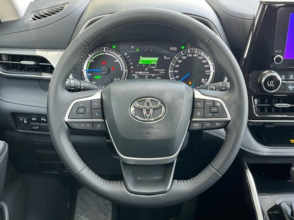 TOYOTA HIGHLANDER GLE BLACK EDITION
