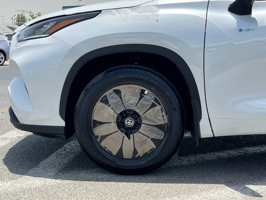 TOYOTA HIGHLANDER GLE BLACK EDITION