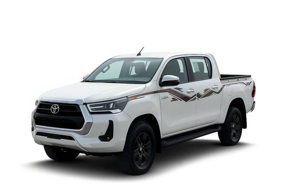 TOYOTA HILUX DC 2.7L PTR 2024 WHITE IN BLACK