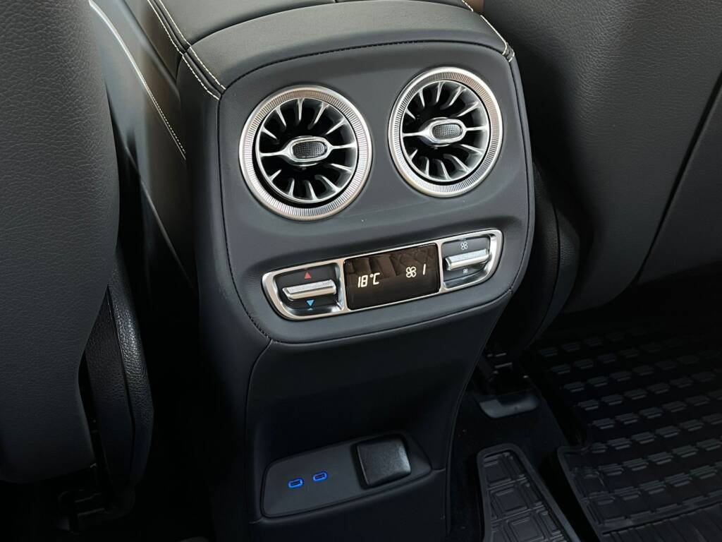 MERCEDES BENZ G63 AMG 4.0L BI-TURBO V8 GREEN 2025