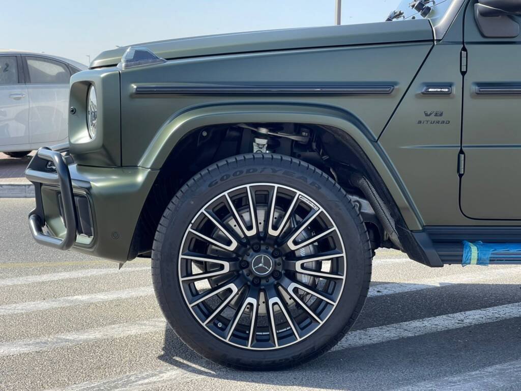 MERCEDES BENZ G63 AMG 4.0L BI-TURBO V8 GREEN 2025