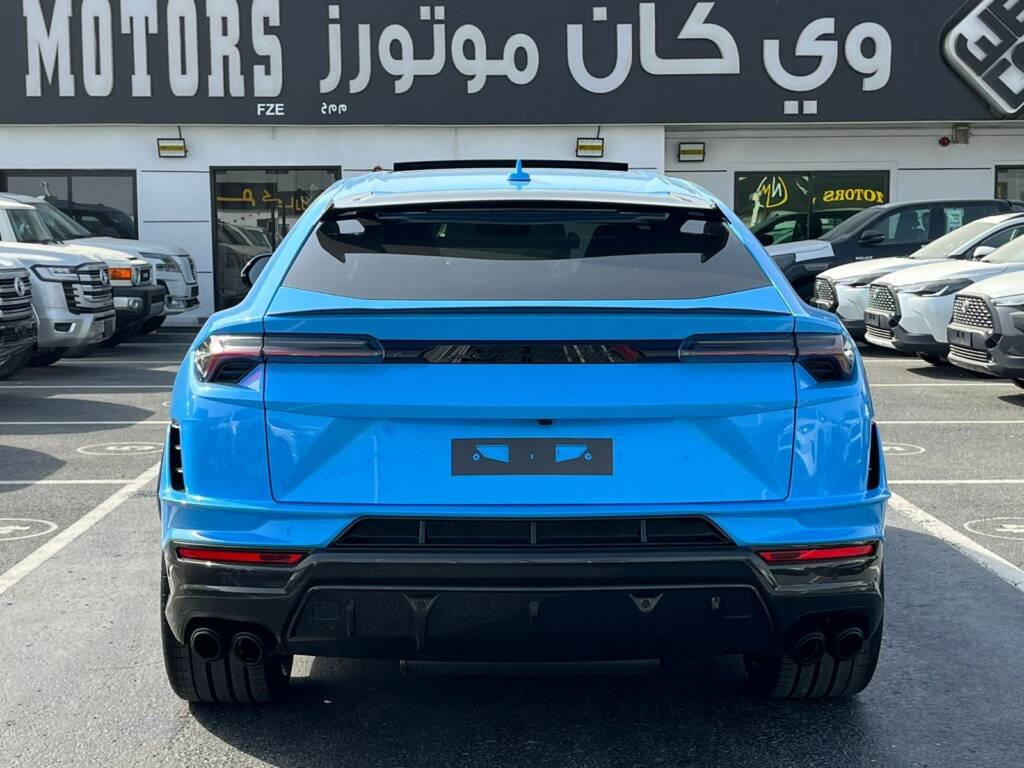 LAMBORGHINI URUS PERFOMANTE 2024 BABY BLUE