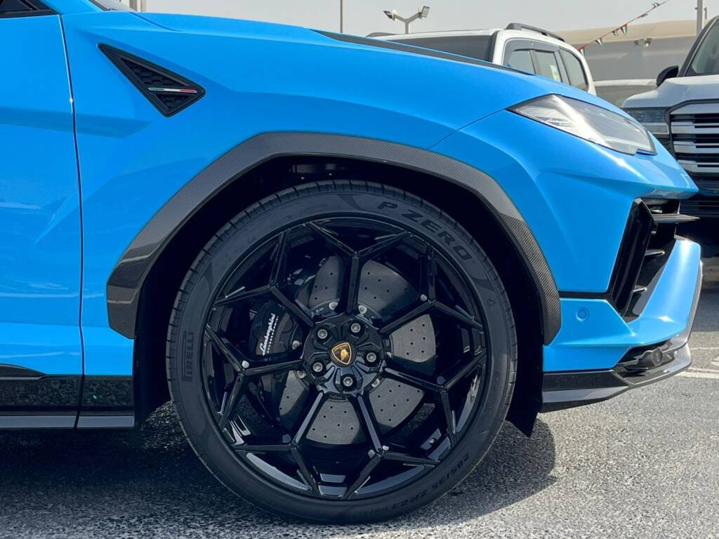 LAMBORGHINI URUS PERFOMANTE 2024 BABY BLUE
