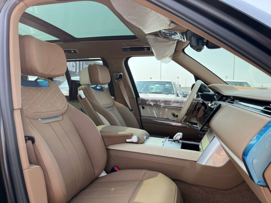 RANGE ROVER SV MATTE BLACK 2024