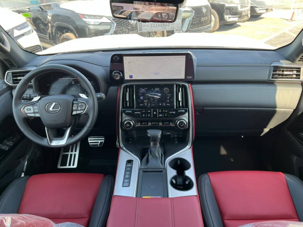 LEXUS LX600 F-SPORT 2025 WHITE Sport Kit