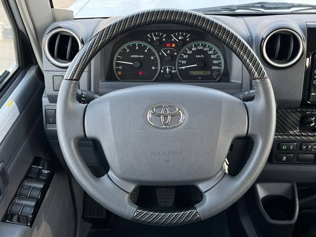 TOYOTA LC 79 D/C PUP 4.5L DSL M/T 2023