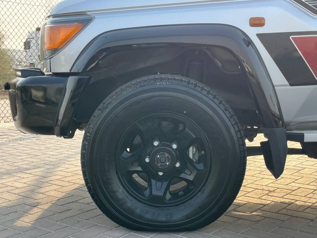 TOYOTA LC 79 D/C PUP 4.5L DSL M/T 2023