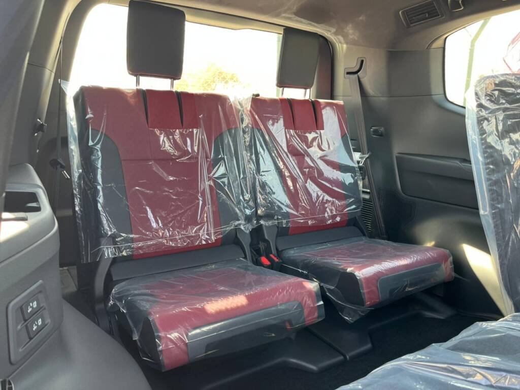 MODEL TOYOTA LAND CRUISER VXR V6 3.3L DSL 2025