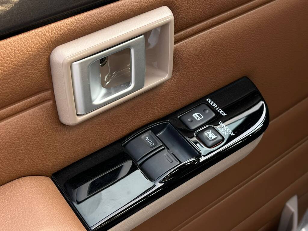 Toyota LC 79 S/C 4.0L A/T Full 2025